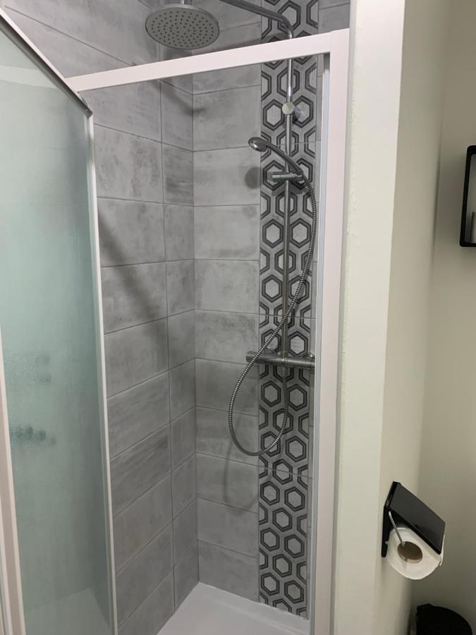 Appartement Duplex Proche Zenith, Megacite, Stade Amiens Luaran gambar